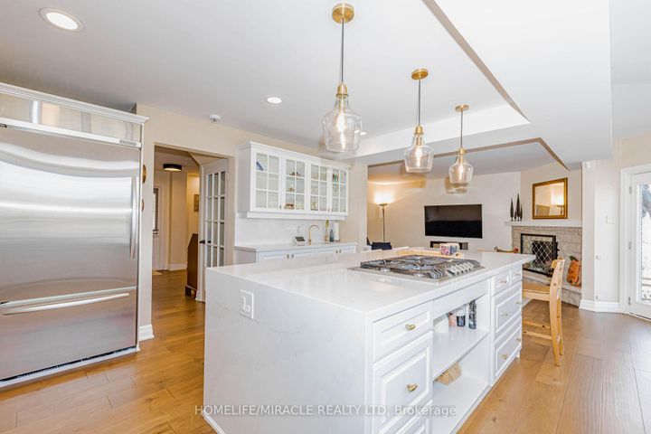 Photo 16 at 253 McCraney Street W, CP College Park, Oakville