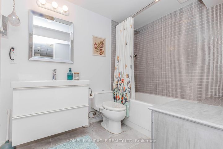 Photo 38 at 253 McCraney Street W, CP College Park, Oakville