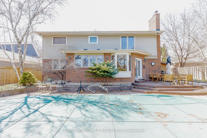 Photo 41 at 253 McCraney Street W, CP College Park, Oakville