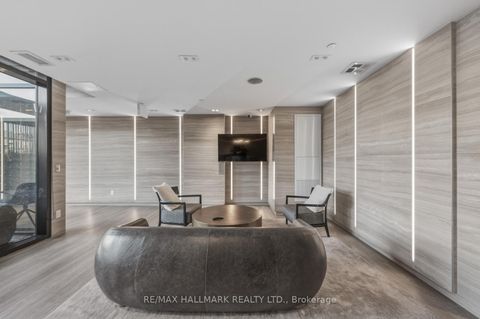 Photo 21 at 1001 - 185 Alberta Avenue, Oakwood Village, Toronto