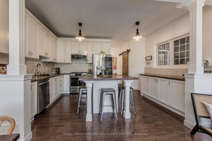 Photo 11 at 2121 Prospect Street, Brant, Burlington
