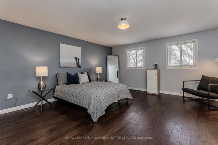 Photo 12 at 2121 Prospect Street, Brant, Burlington