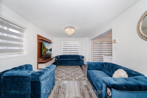 Photo 8 at 145 Courtney Crescent, Painswick South, Barrie