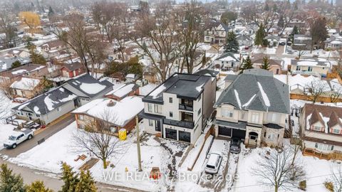 Photo 2 at 711 Hillview Crescent, West Shore, Pickering