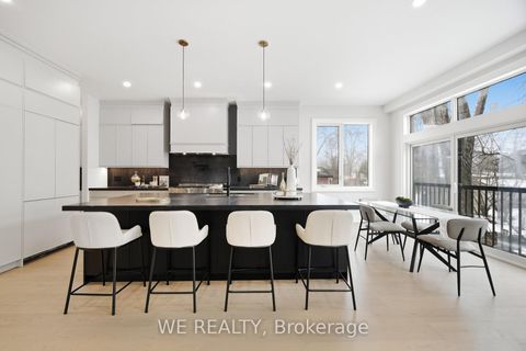Photo 10 at 711 Hillview Crescent, West Shore, Pickering