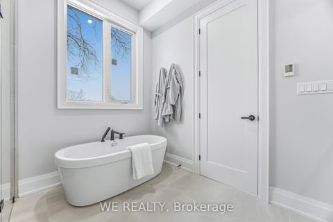 Photo 35 at 711 Hillview Crescent, West Shore, Pickering