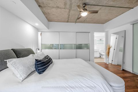 Photo 12 at 907 - 55 Stewart Street S, Waterfront Communities C1, Toronto
