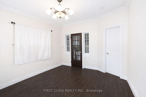 Photo 12 at 102 Greenwood Avenue, Coxwell, Toronto