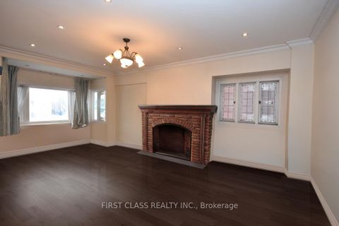 Photo 24 at 102 Greenwood Avenue, Coxwell, Toronto