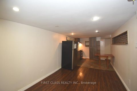 Photo 28 at 102 Greenwood Avenue, Coxwell, Toronto