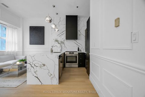 Photo 1 at 403 - 700 King Street W, Niagara, Toronto