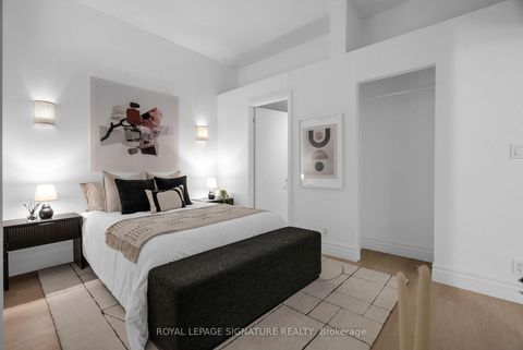 Photo 10 at 403 - 700 King Street W, Niagara, Toronto