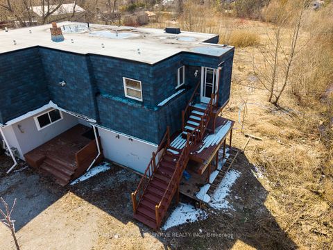 Photo 20 at 300 Metro Road N, Historic Lakeshore Communities, Georgina