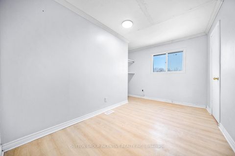 Photo 34 at 300 Metro Road N, Historic Lakeshore Communities, Georgina