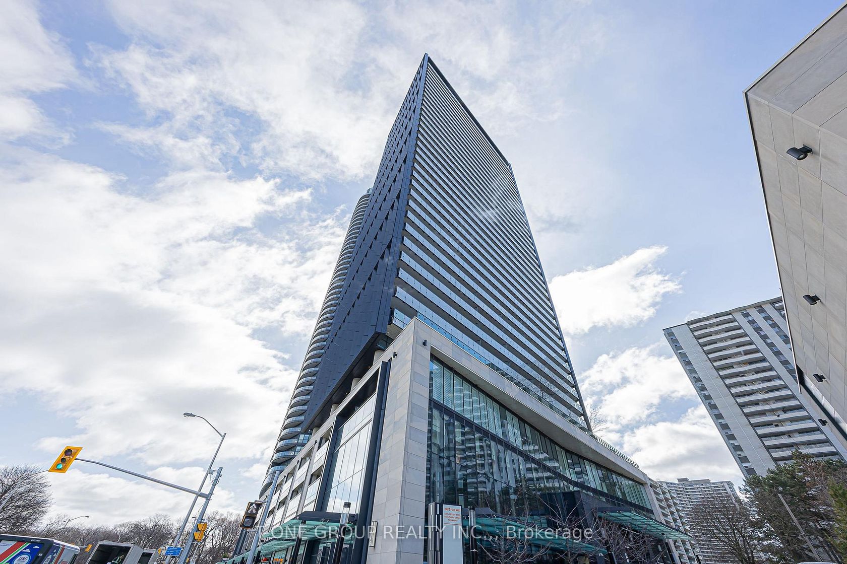 2810 - 575 Bloor Street E, North St. James Town, Toronto photo 8