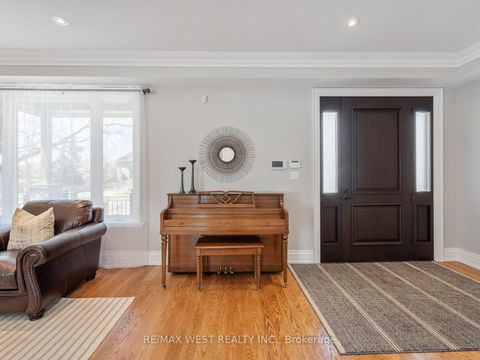Photo 5 at 5 Paula Boulevard, Alderwood, Toronto