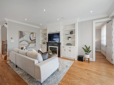 Photo 15 at 5 Paula Boulevard, Alderwood, Toronto