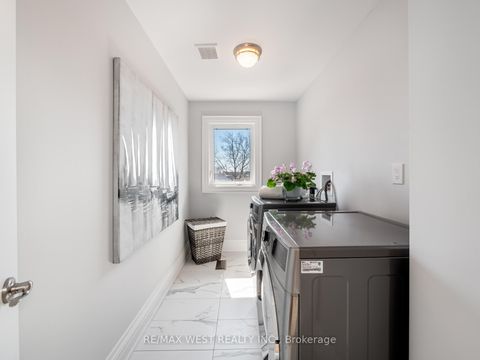 Photo 37 at 5 Paula Boulevard, Alderwood, Toronto