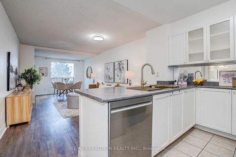 Photo 1 at 217 - 188 Doris Avenue, Willowdale East, Toronto