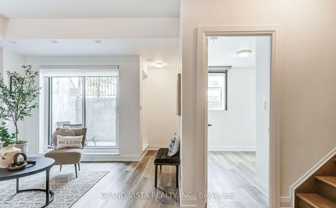 Photo 15 at B602 - 5279 Highway 7, Vaughan Grove, Vaughan