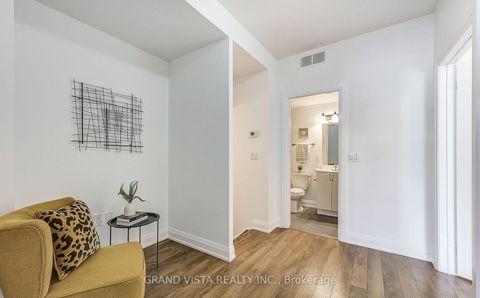 Photo 21 at B602 - 5279 Highway 7, Vaughan Grove, Vaughan