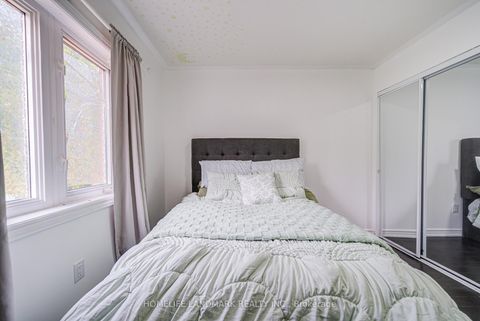 Photo 30 at 24 Willow Trail Road, Greensborough, Markham