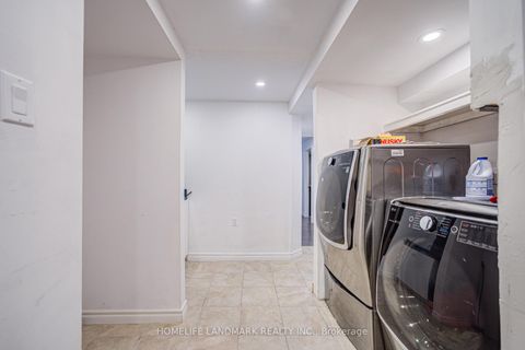 Photo 32 at 24 Willow Trail Road, Greensborough, Markham