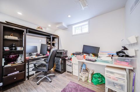 Photo 36 at 24 Willow Trail Road, Greensborough, Markham