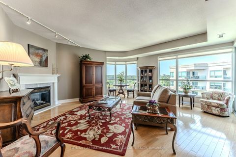 Photo 4 at PH2/3 - 2 Toronto Street, City Centre, Barrie