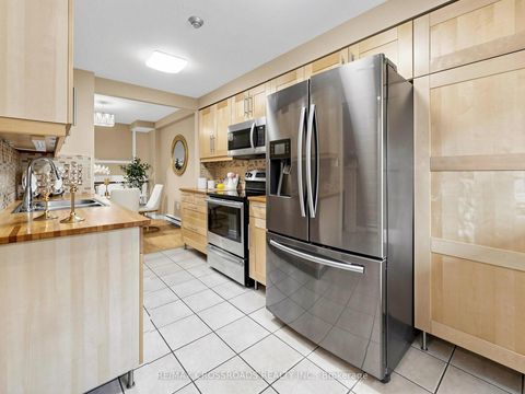 Photo 12 at 189 - 50 Scarborough Golf Club Road, Scarborough Village, Toronto