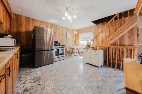 Photo 7 at 23 Lippincott Street W, Weston, Toronto