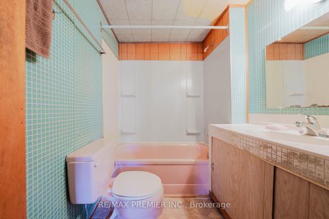 Photo 15 at 23 Lippincott Street W, Weston, Toronto