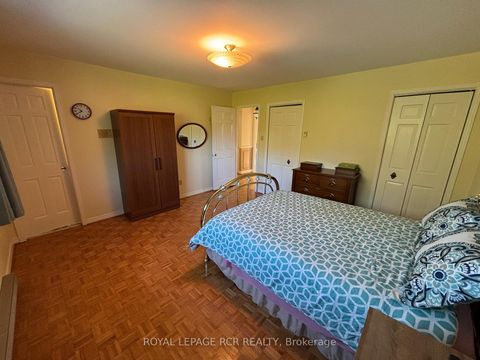 Photo 8 at 1049 Elgin Street, Leslie Valley, Newmarket