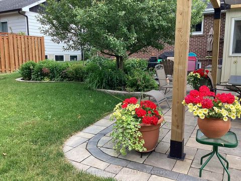 Photo 30 at 1049 Elgin Street, Leslie Valley, Newmarket