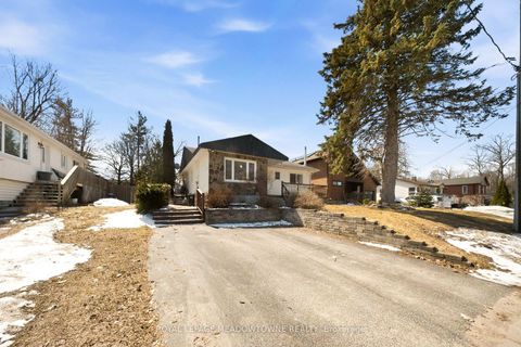 Photo 4 at 209 Cliff Road, South Shore, Barrie