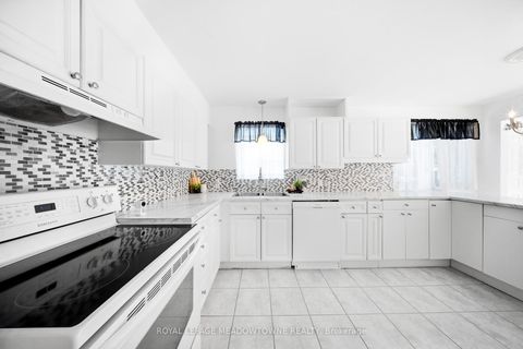 Photo 11 at 209 Cliff Road, South Shore, Barrie