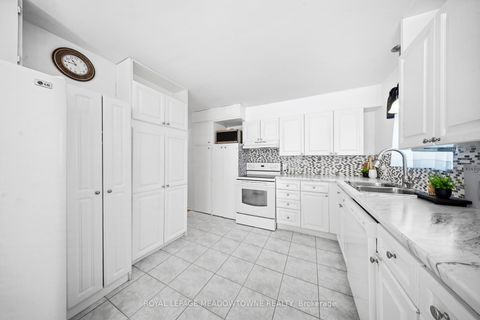 Photo 13 at 209 Cliff Road, South Shore, Barrie