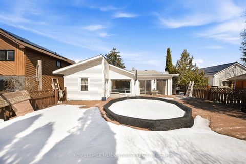 Photo 41 at 209 Cliff Road, South Shore, Barrie