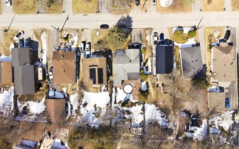 Photo 42 at 209 Cliff Road, South Shore, Barrie