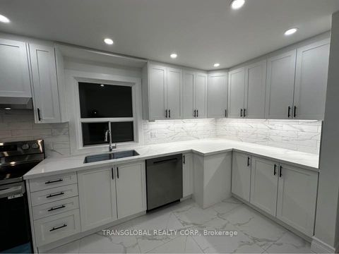 Photo 2 at 10 Anticosti Drive, Bendale, Toronto