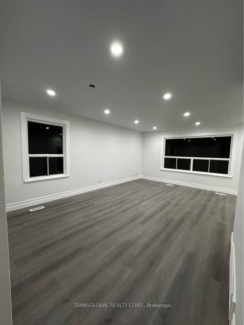 Photo 4 at 10 Anticosti Drive, Bendale, Toronto