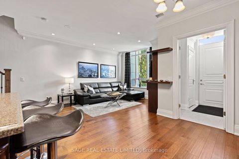 Photo 6 at TH#31 - 25 Greenview Avenue, Newtonbrook West, Toronto