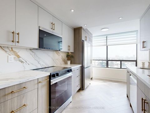 Photo 11 at 1009 - 7440 Bathurst Street, Brownridge, Vaughan