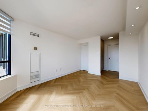 Photo 18 at 1009 - 7440 Bathurst Street, Brownridge, Vaughan