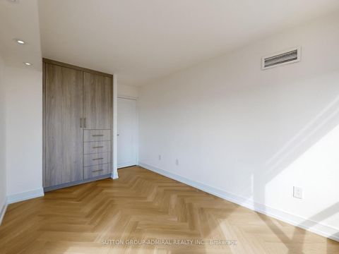 Photo 24 at 1009 - 7440 Bathurst Street, Brownridge, Vaughan