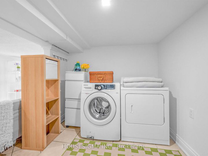 Photo 18 at 75 Henrietta Street, Smythe, Toronto