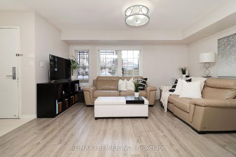 Photo 14 at C14 - 26 Bruce Street, East Woodbridge, Vaughan