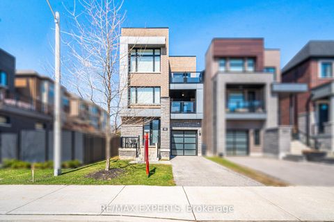 Photo 2 at 22 Kipling Grove Court, Rosethorn, Toronto