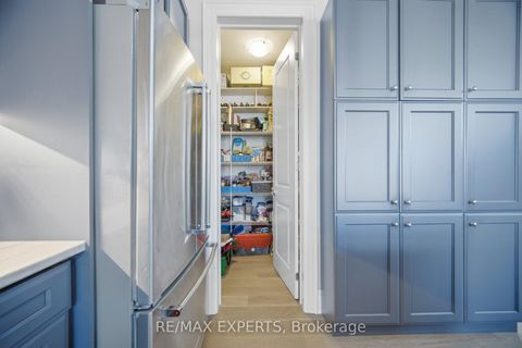 Photo 17 at 22 Kipling Grove Court, Rosethorn, Toronto