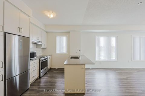 Photo 11 at 342 - 100 Honeycrisp Crescent, Vaughan Corporate Centre, Vaughan
